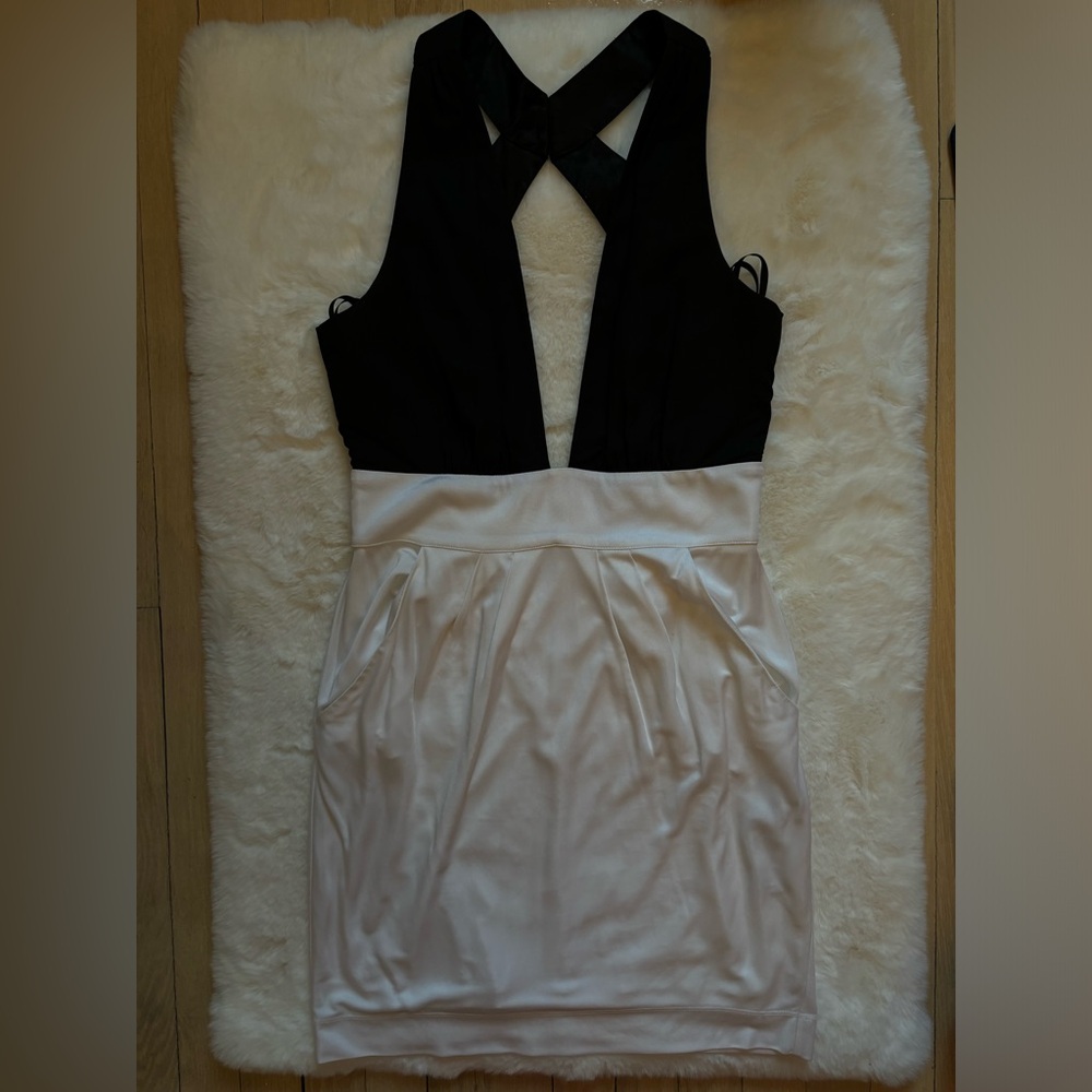 BEBE black and white mini dress